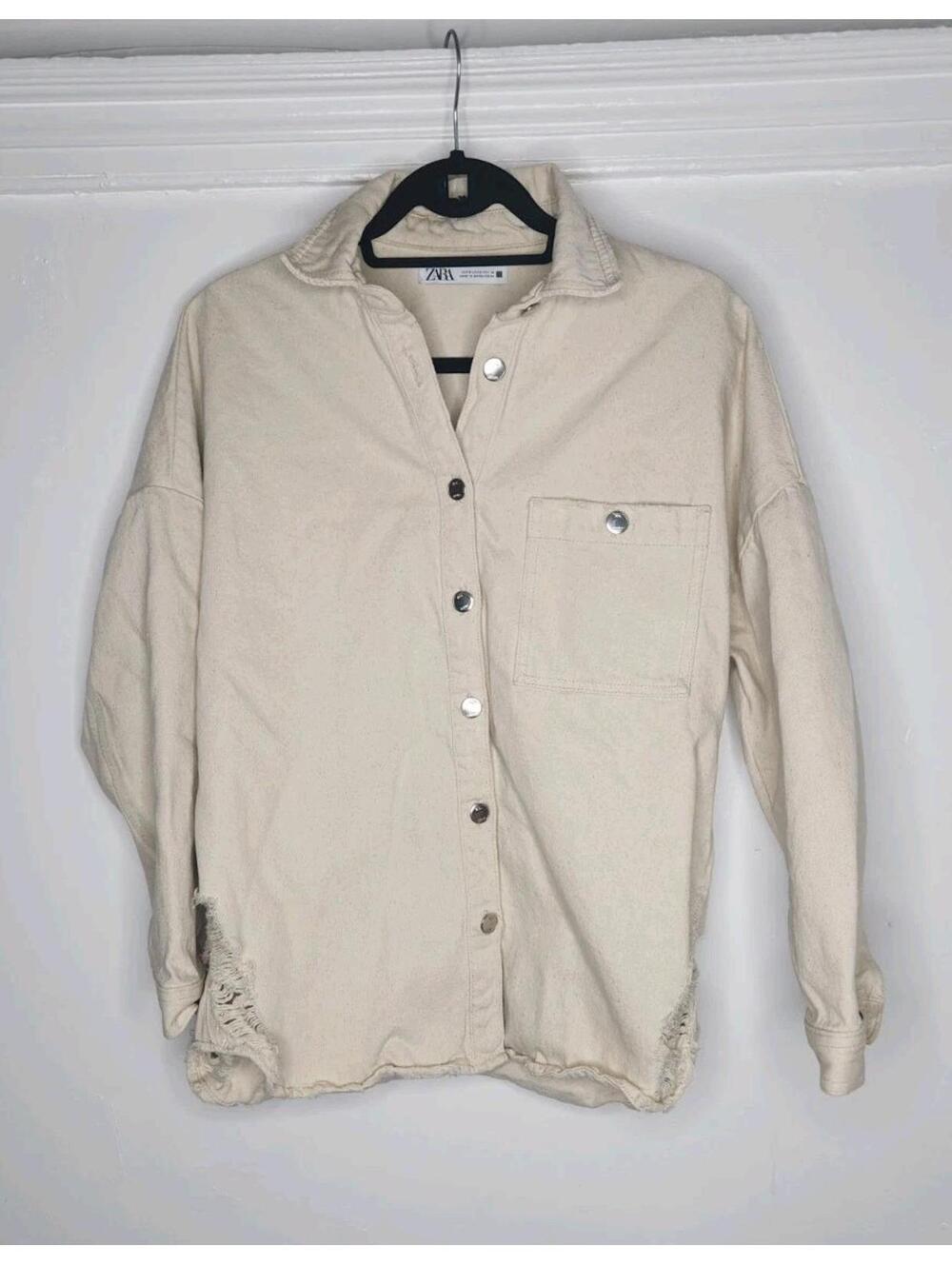 zara ripped oversized button down jean Jacket distressed Size S beige - Picture 1 of 7
